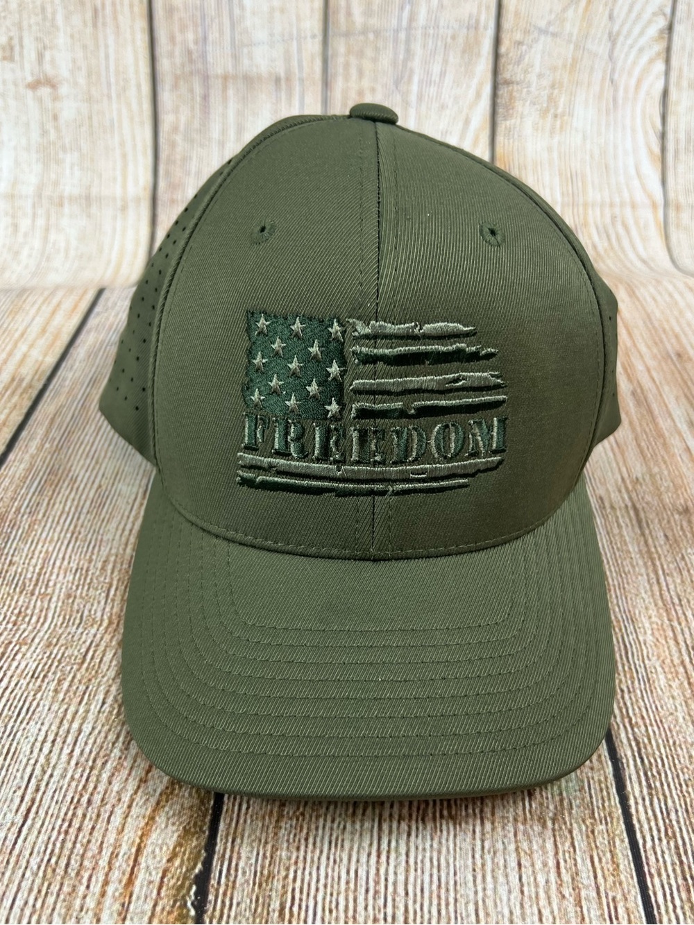 NWT Freedom United States Flag Cap America Flex Fit 110 Green Hat Snapback